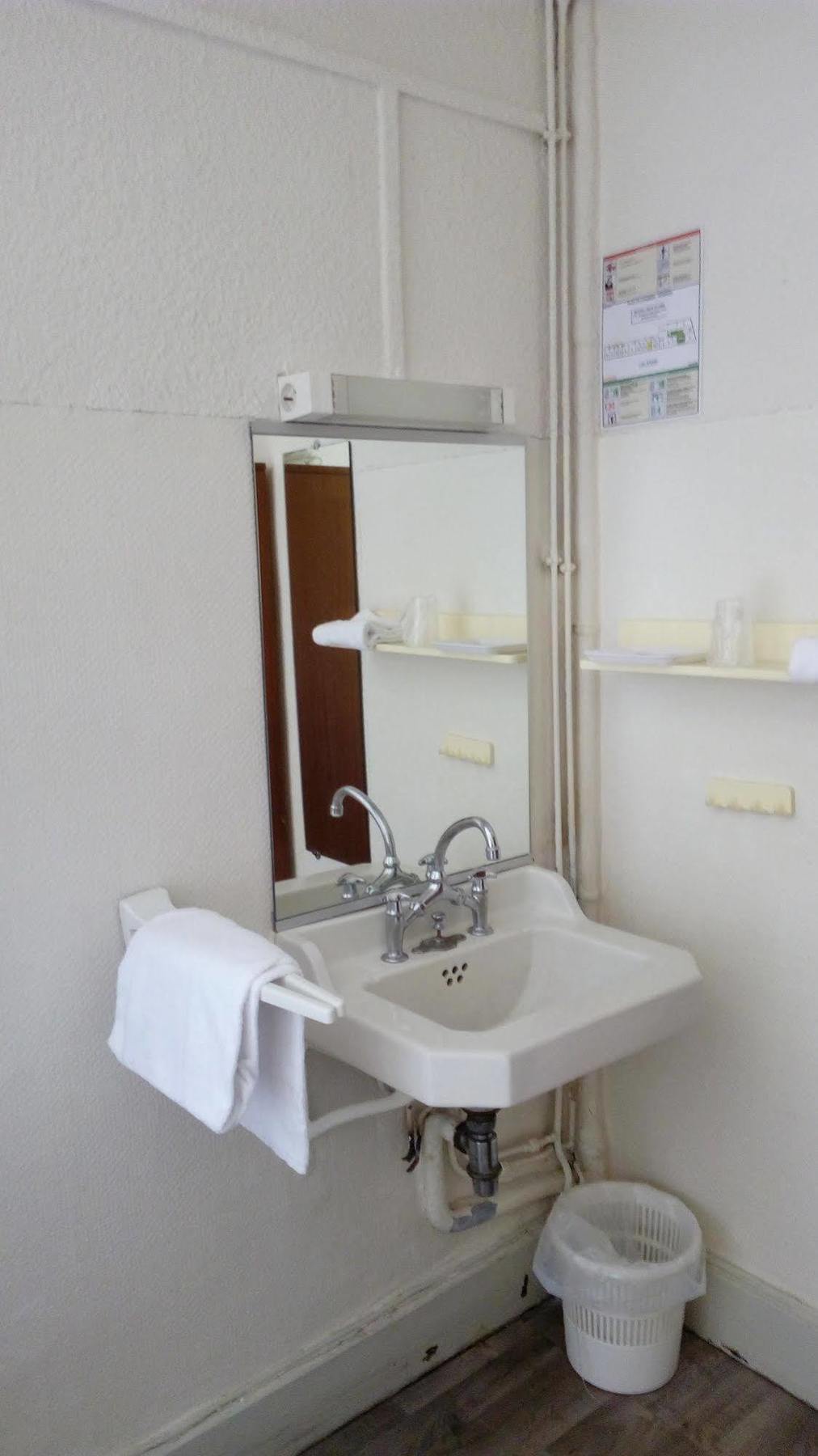 Hotel Nice Flore Виши Экстерьер фото
